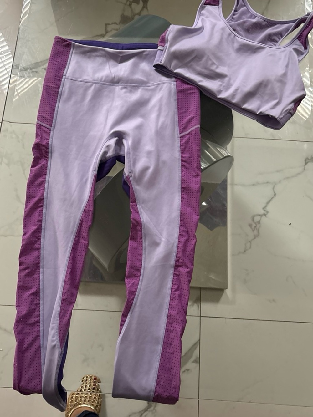 FABLETICS Motion365+ High-Waisted Shine Legging and sports bra size M